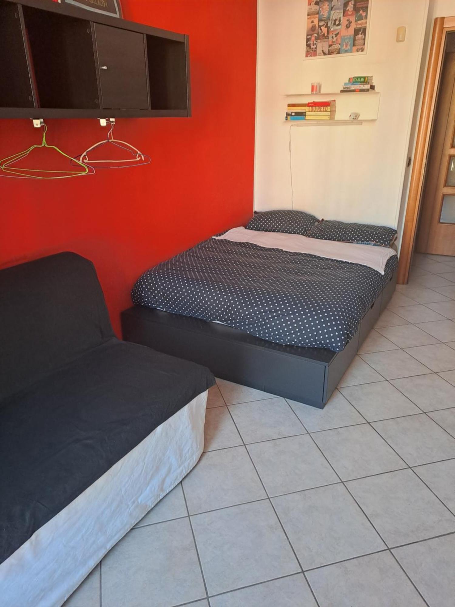 Cozy Stanza Close Center In A Family House Stanza In Condiviso Noi Viviamo In Casa Stanza In Affitto *