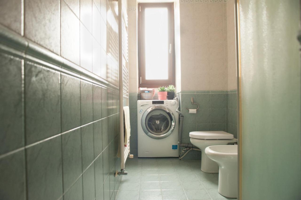Stanza Privata In Casa Condivisa - Private In Shared * Turín
